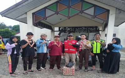 Peduli Sesama MAN 3 HST Bantu Korban Banjir